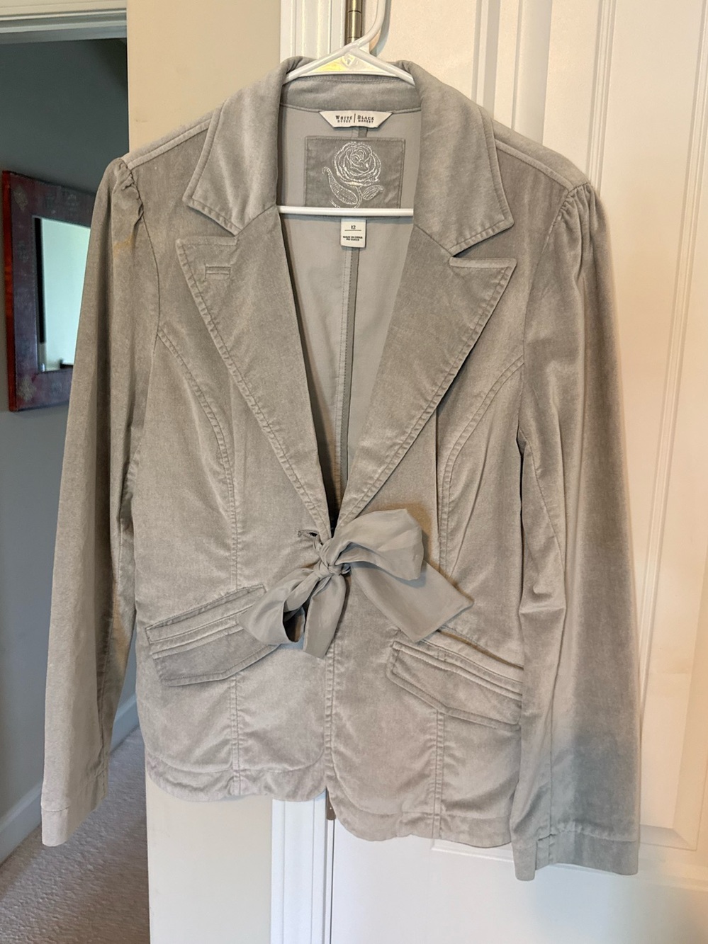 White House Black Market Women's Light Gray Velvet Silk Tie-Front Jacket